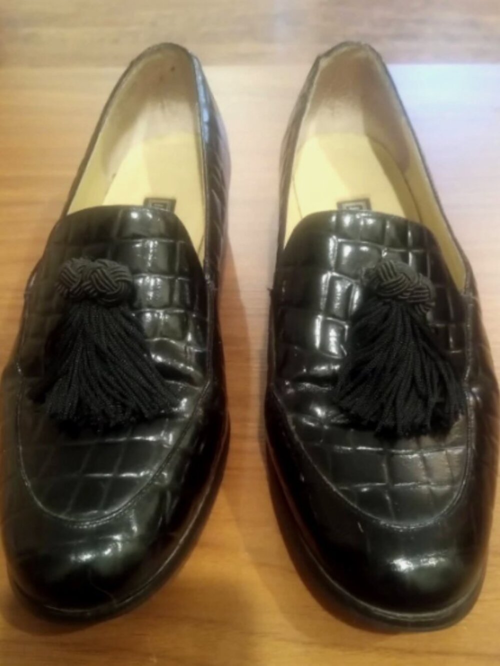 Jennifer Moore Croc Embossed Leather Loafer With Tassel US 9 W